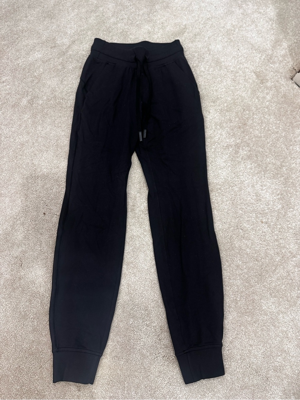 Lululemon Women’s Black Drawstring Jogger Pants - size 2